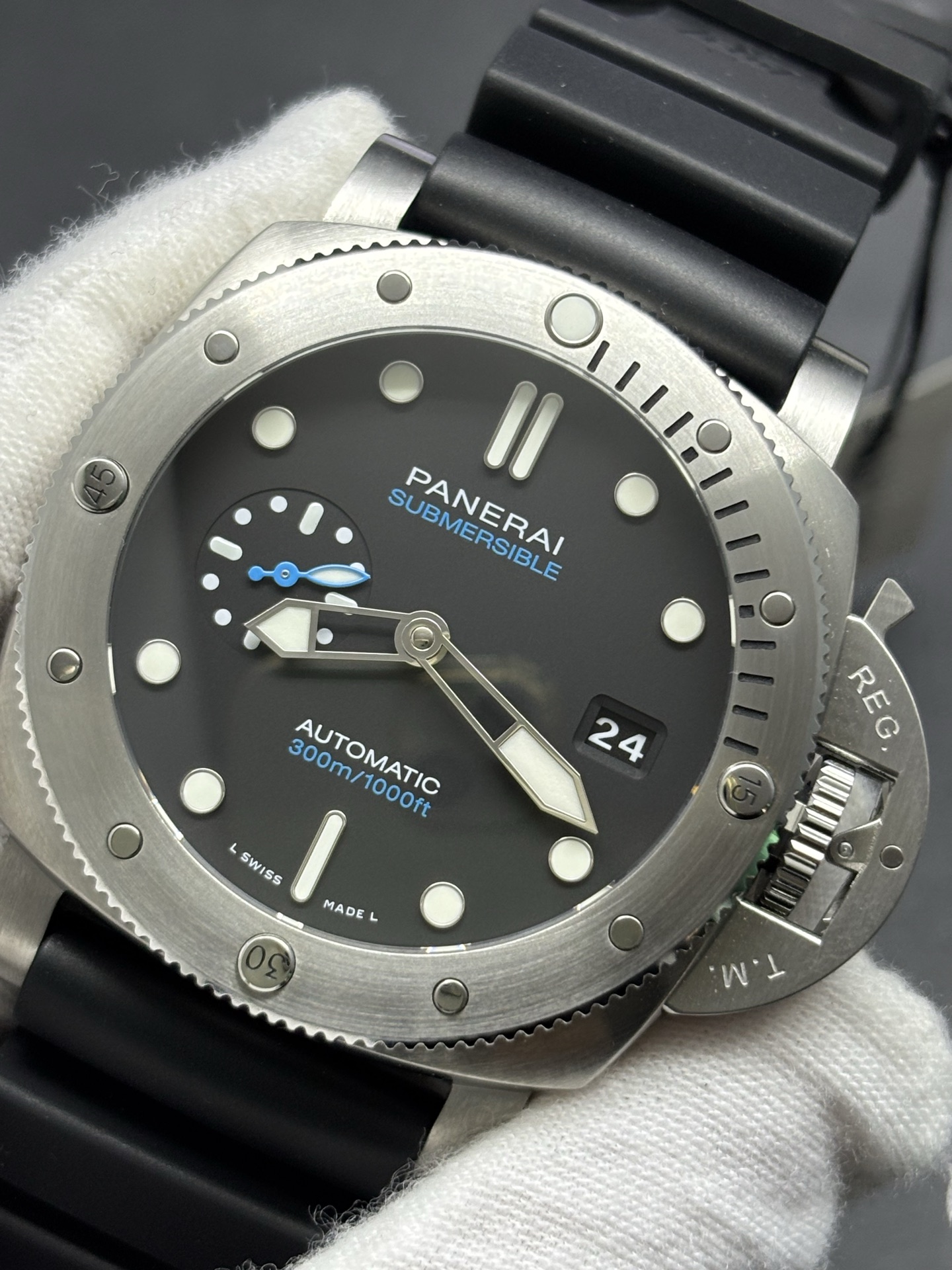 Panerai Submersible Black 44
