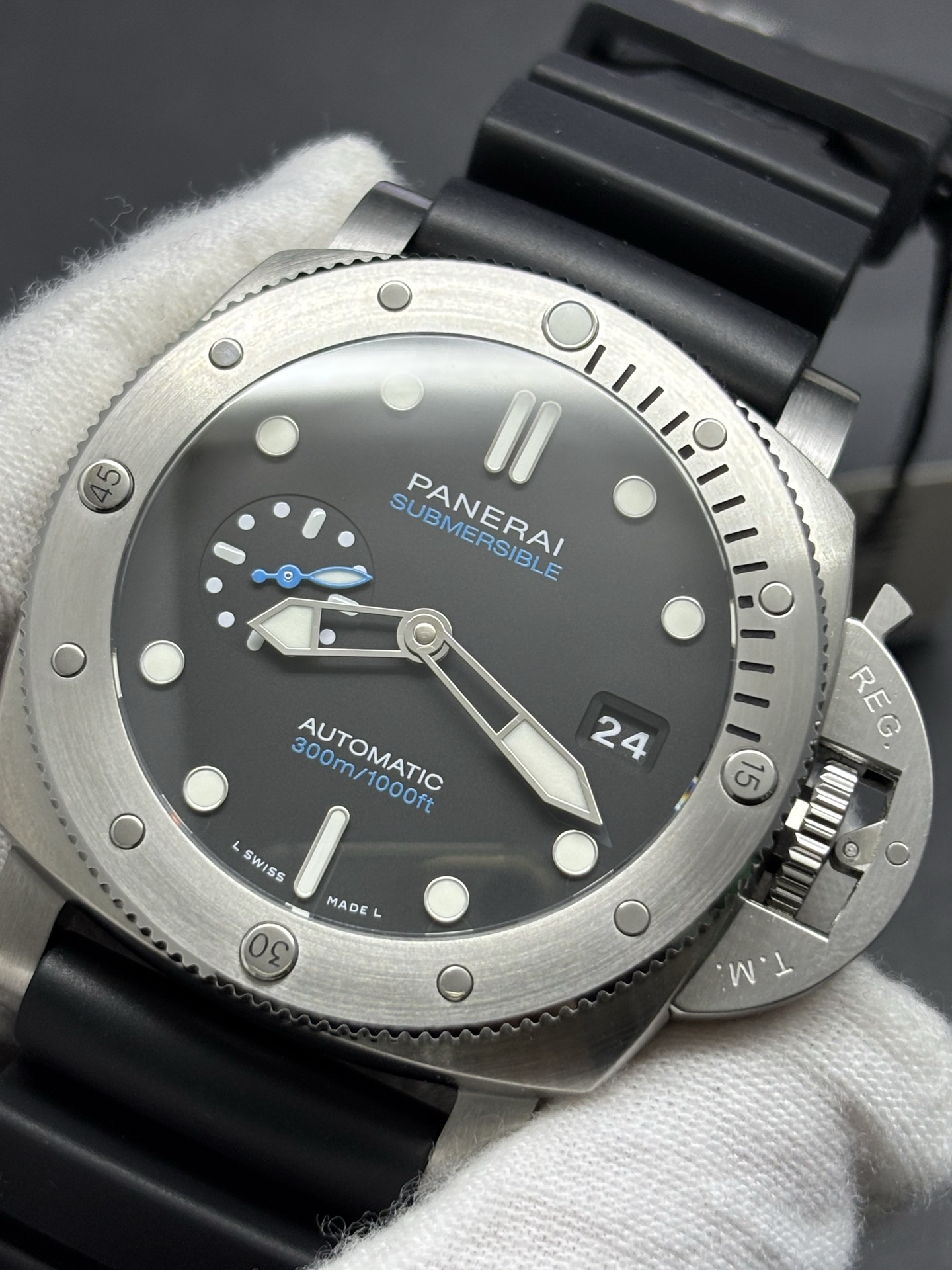 Panerai Submersible Black 44